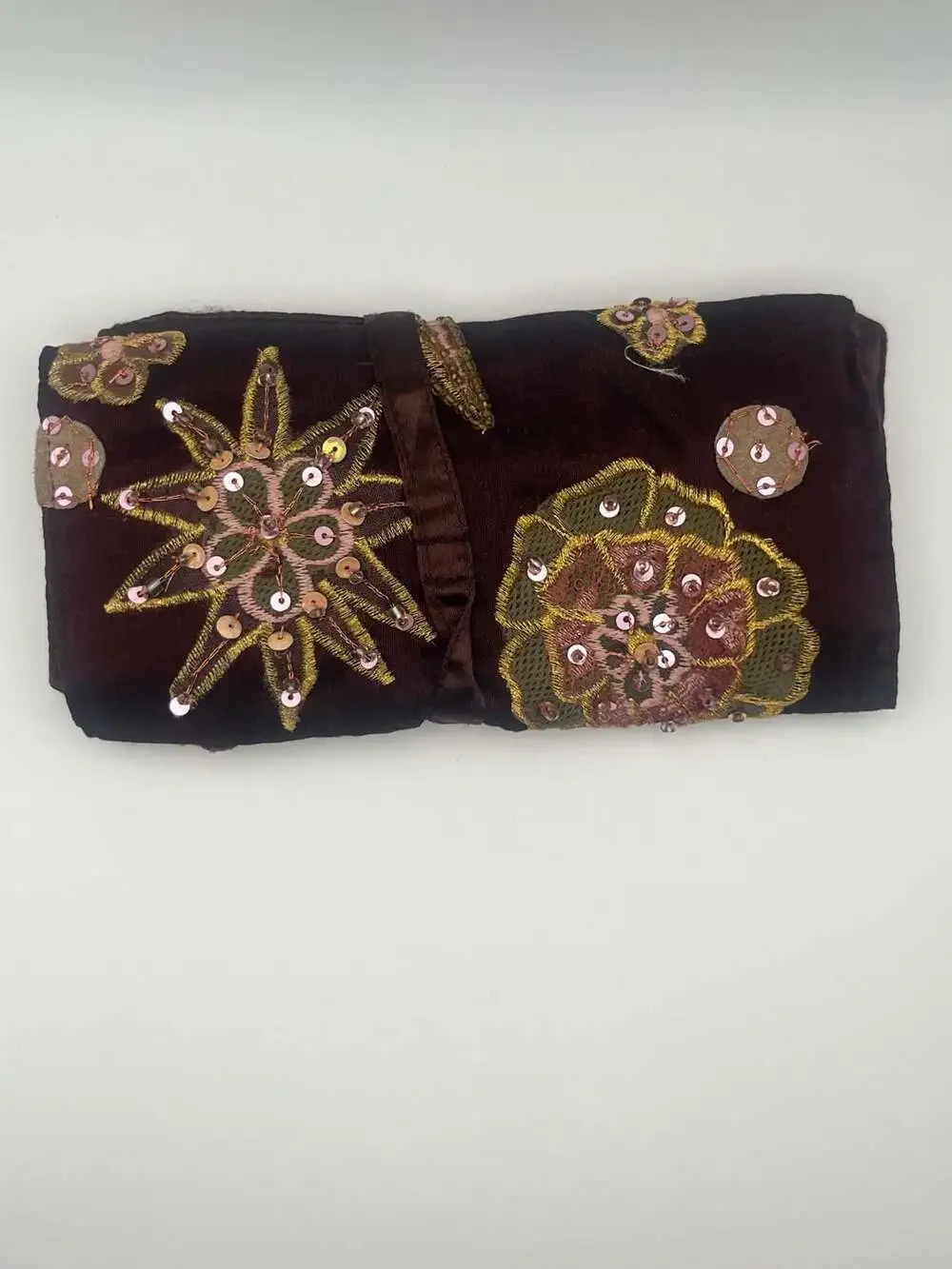 Vintage Embroidered Floral Beaded Jewelry Travel Roll Organizer (A